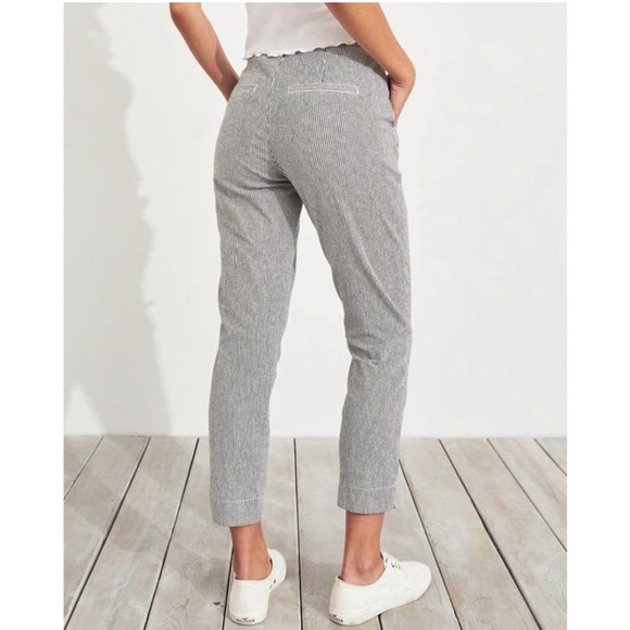 Matching Set - Picture 4 of 7